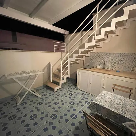La Casa Di Fronte La Di