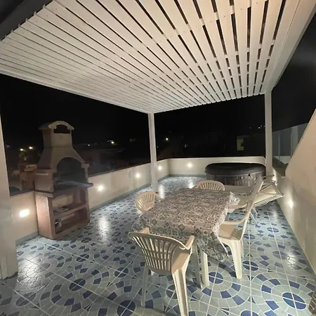 La Casa Di Fronte La Di *