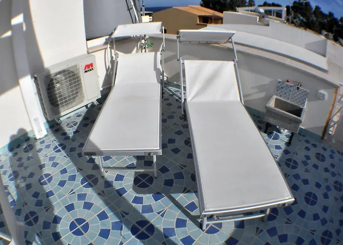 La Casa Di Fronte La Di *